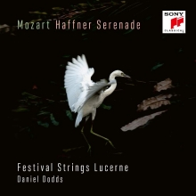 Mozart: Haffner-Serenade - de Daniel Dodds & Festival Strings Lucerne